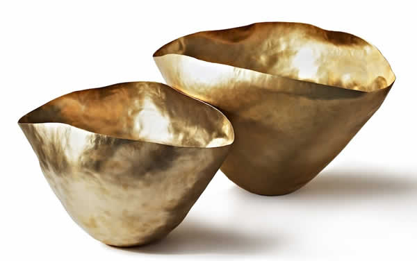 bash vessel, ciotole brass and shaped by hand by Tom Dixon