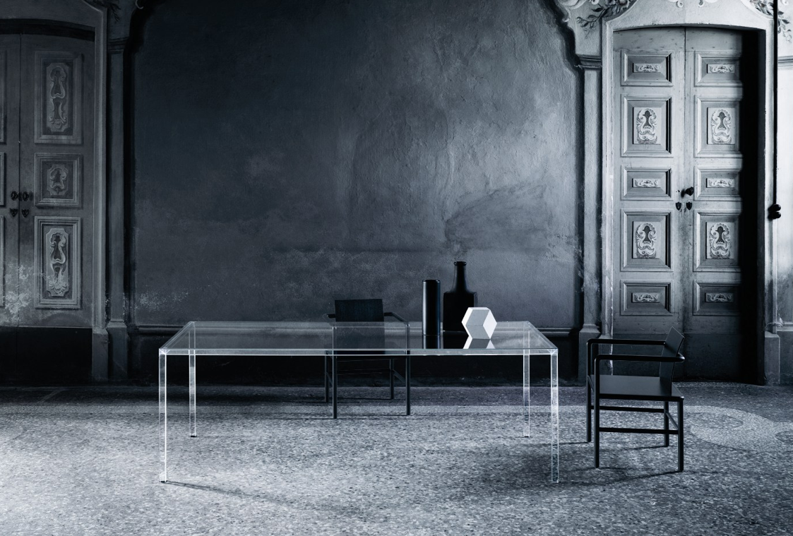 tavolo LUMINOUS, disegnato per Glas Italia da Tokujin Yoshioka 